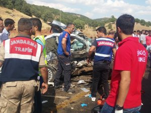 Katliam gibi kaza: 5 ölü, 10 yaralı