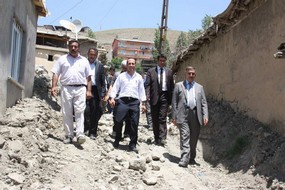 Başkan BedirhanoğluYol Çalışmalarını Denetledi