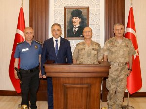 Tümgeneral İlbaş'tan Vali Toprak'a ziyaret