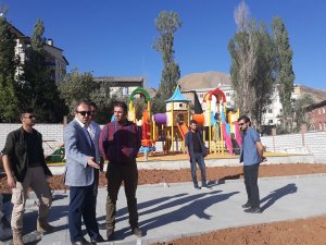 Başkan Epcim, park çalışmalarını denetledi