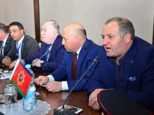 “Van’ı Ermenistan’a çevirdiler”