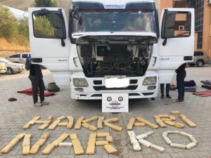 Hakkari'de 1 tırda 56 kilo eroin ele geçirildi