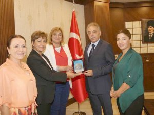 Dogünka üyelerinden Vali Toprak’a ziyaret