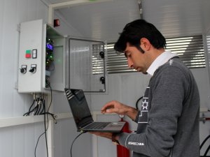 Van'da yerli üretim dolu önleme makinesi