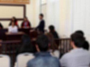 Danıştay anayasayı alenen çiğnedi