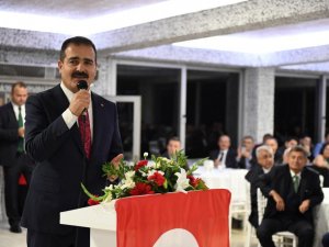 Hakkari'nin yeni Valisi "Akbıyık"