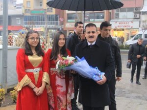 Hakkari’nin yeni valisi Akbıyık görevine başladı