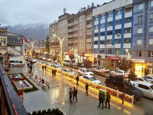 Hakkari caddeleri şimdi daha güzel