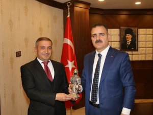 Vali Akbıyık'a 'Hayırlı Olsun" ziyaretleri sürüyor!