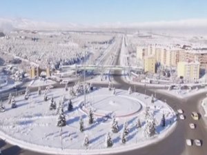 Erzurum beyaz örtü ile kaplandı!