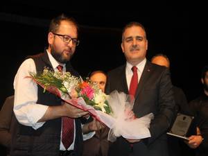 Beni Affet Anne isimli tiyatro oyunun finali yapıldı!