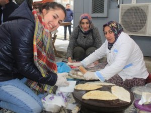 Hakkarili Ak Kadınlardan yerli vurgusu