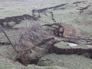 Aynı köyde 1 yıl arayla ikinci toprak kayması