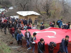 Derecik ilçesinde doğa yürüyüşü yapıldı!