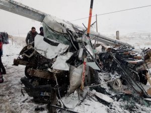 trafik kazası; 6 yaralı