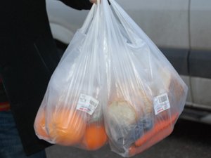 Poşette reklam tartışmalarına yanıt