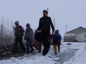 Her şey çocuklarının okuması için