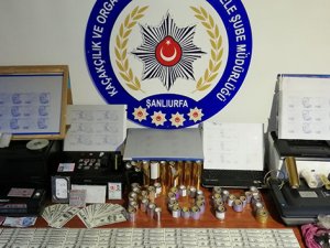Para basan çeke çökertildi!