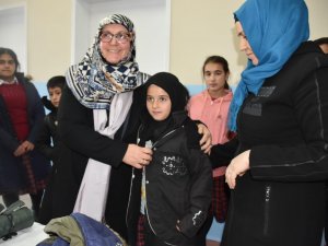 'Çocuklar üşümesin' projesi çocukları ısıttı!