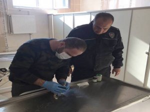Yaralı güvercini polis kurtardı