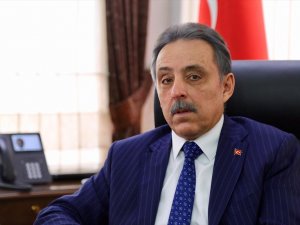 Vali Toprak merkeze alındı