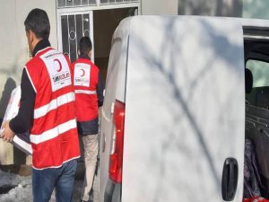 Yangında evleri yanan Akar ailesine yardım eli uzatıldı