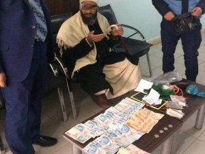 Dilencilerin üzerinden çıkan para dudak uçuklattı