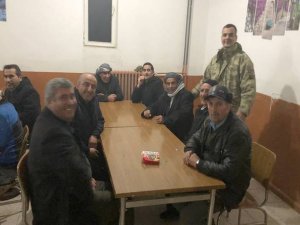 Mahsur kalan vatandaşları asker misafir etti