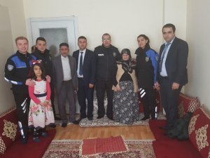 Engin ve Doğdu şehit ailelerine ziyaret