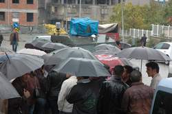 VEKİL ÖĞRETMENLER VALİLİĞE YÜRÜDÜ