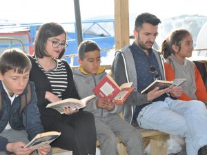 Kitap okuma etkinliğine büyük ilgi