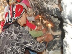 van'da ikinci ermeni ayini başladı
