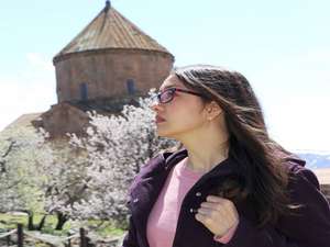 Akdamar Adası’na ziyaretçi akını