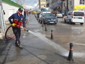 Hakkari’de temizlik kampanyası devam ediyor