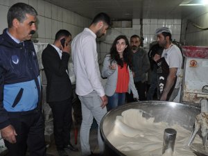 Yüksekova'da ekmek fabrikaları denetlendi