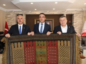 Yargıtay Başkanı Cirit Hakkari’de mutlu ayrıldı