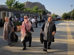 Tahran-Van treni ilk seferini gerçekleştirdi