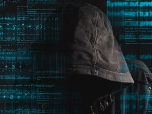 Hacker'ler internet devlerini bile sarsıyor