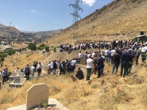 Cezaevinde hayatını kaybeden Çetinkaya toprağa verildi