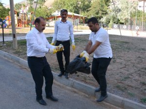 Eşbaşkanlar temizlik çalışmalarına katıldı