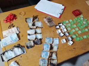 Hac parası yangında kül oldu