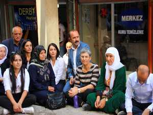 HDP'den Oturma Eylemi