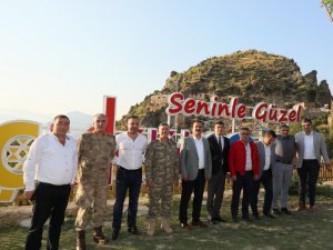 Vali Akbıyık’tan Çukurca ilçesine ziyaret