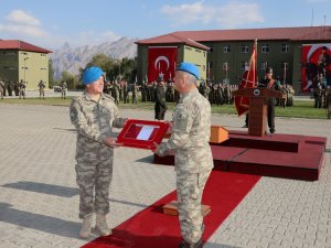 Hakkari'de sancak devir teslim töreni