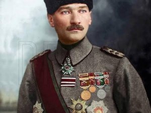 İşadamı Karahanlı'dan 29 Ekim Cumhuriyet Bayramı mesajı