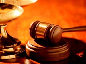 "Salak" dedi davalık oldu...