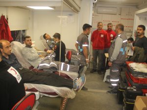 Hakkarililer kan bağışına yoğun ilgi gösteriyor