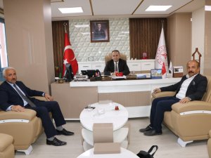 Başkan Aksaç’tan Müdür Kara’ya övgü