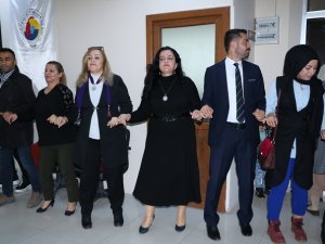 Hakkari'de Engelliler günü halaylarla kutlandı