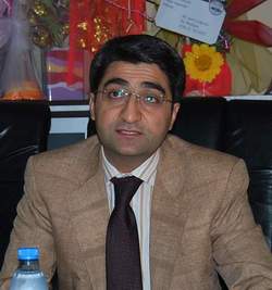 AK PARTİ MİLLETVEKİLLERİ HAKKARİ'DE